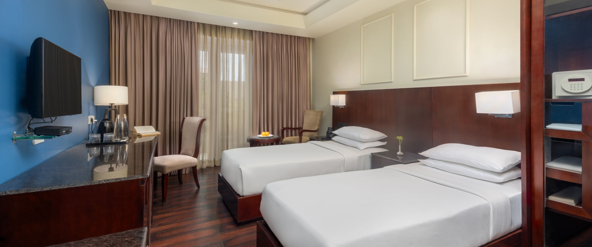 Superior Room – Acacia Hotels